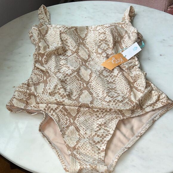 New Kona Sol  One Piece in Tan and Cream Medium - Picture 3 of 8